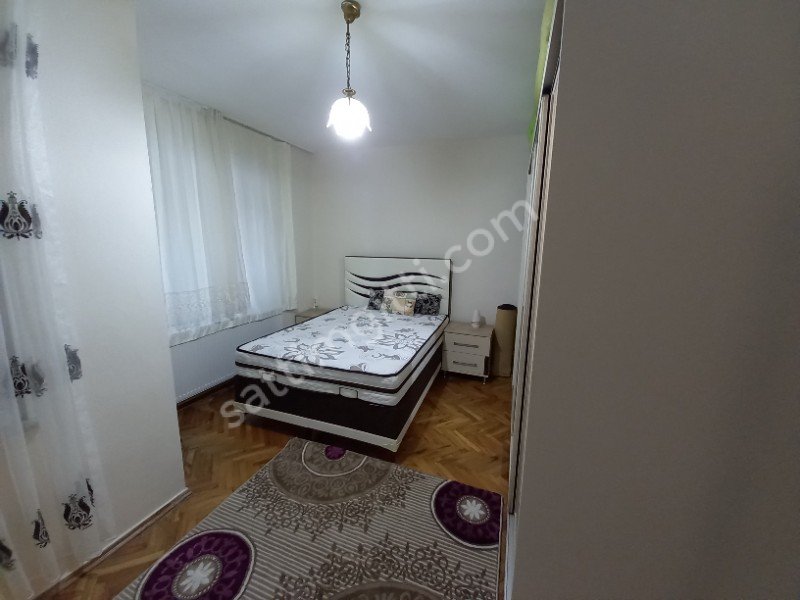 ÜSKÜDAR ÖZYILMAZ GAYRİMENKUL'den ZEYNEPKAMİL SATILIK 2+1 DAİRE