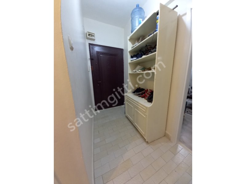 ÜSKÜDAR ÖZYILMAZ GAYRİMENKUL'den ZEYNEPKAMİL SATILIK 2+1 DAİRE