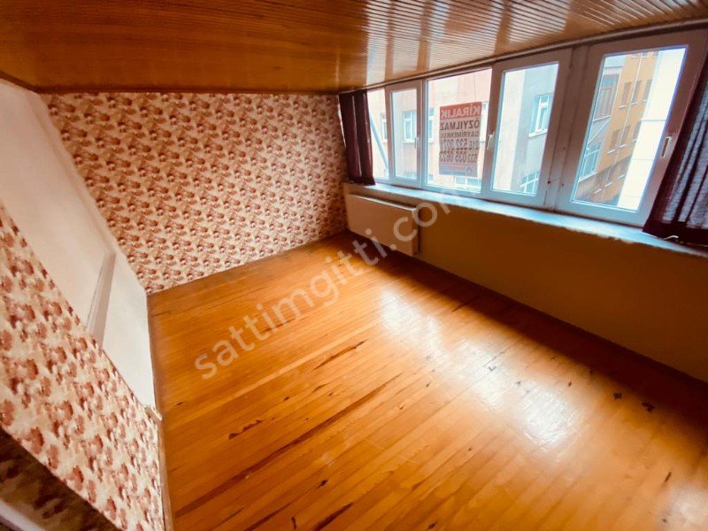 Üsküdar Özyılmaz Salacak Mah. satılık 3+1 teraslı Daire