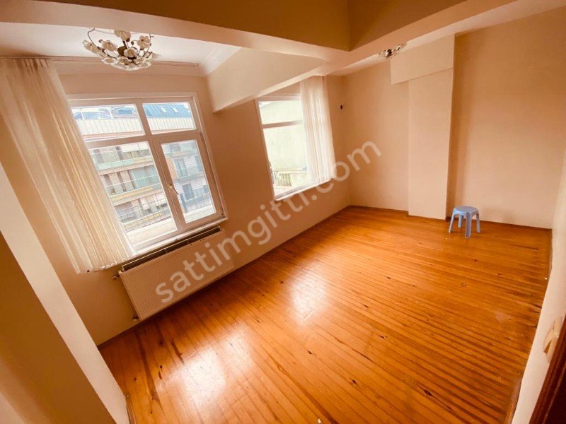 Üsküdar Özyılmaz Salacak Mah. satılık 3+1 teraslı Daire