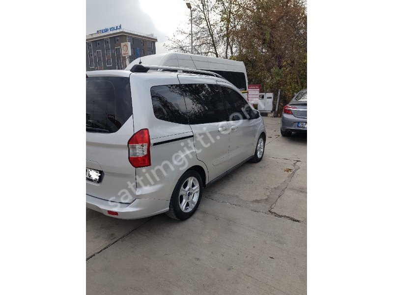Fort Tourneo Courier 1.6 TDCi Deluxe